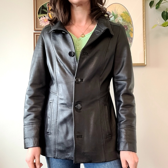 Perfect black leather jacket - Picture 3 of 10